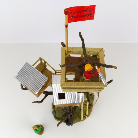 Lemax Steven’s Hideout Treehouse Village Collection w/ Kids Figures & Treehouse - Picture 7 of 16